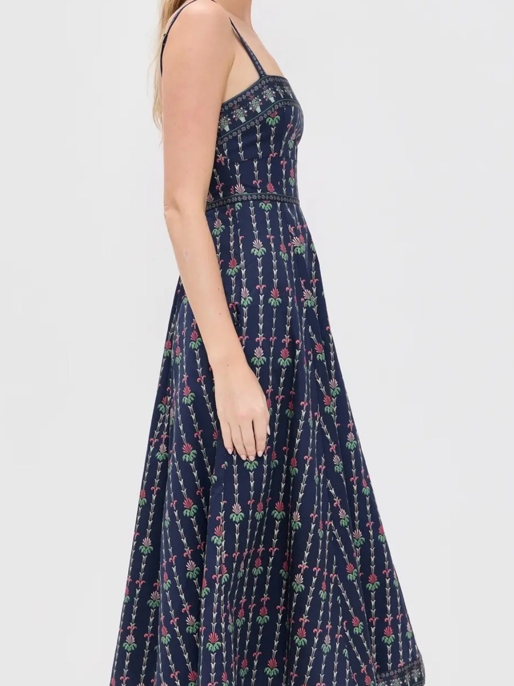 Hill House Margot Dress in Trailing Ferns - Picture 3 of 8